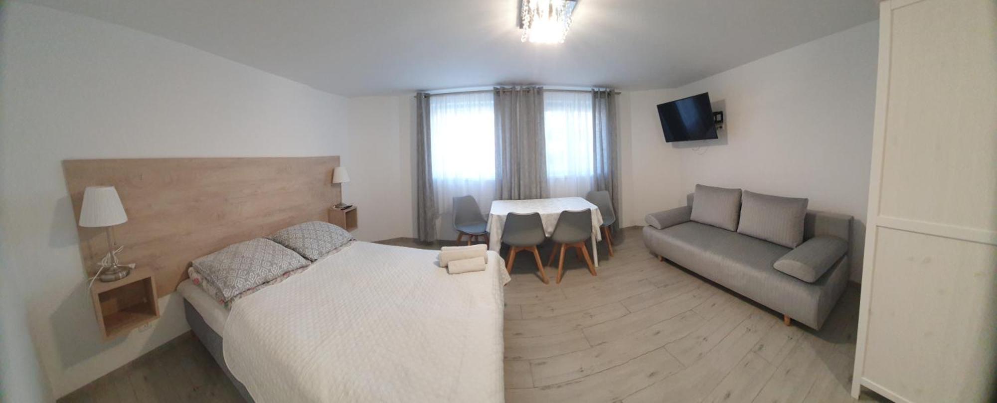 Viator Apartment อุสตกา ภายนอก รูปภาพ